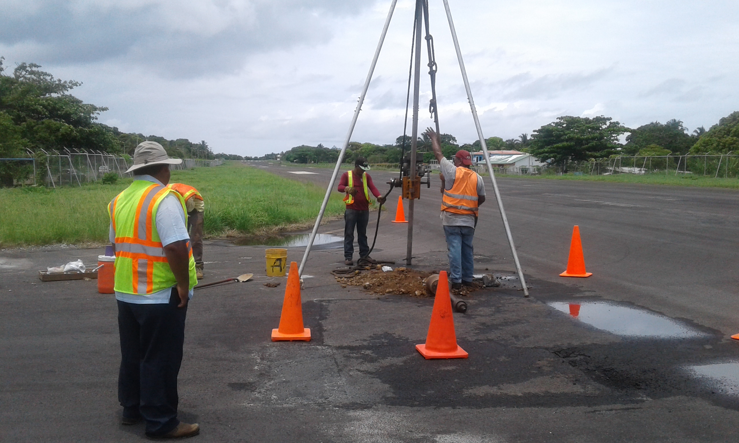 PROYECTO AEROPUERTO CORN ISLAND